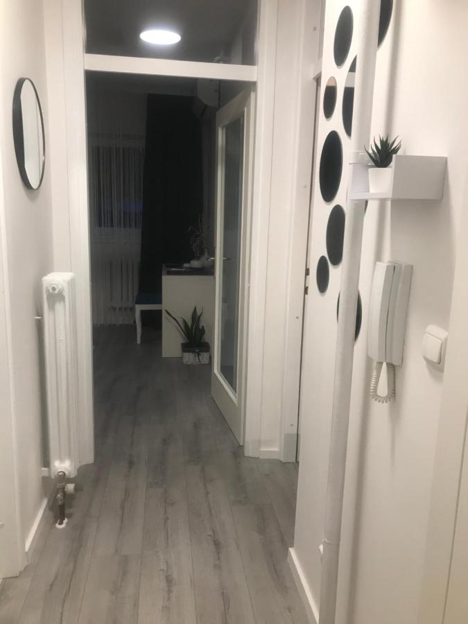 Apartman Vervis Varaždin Buitenkant foto